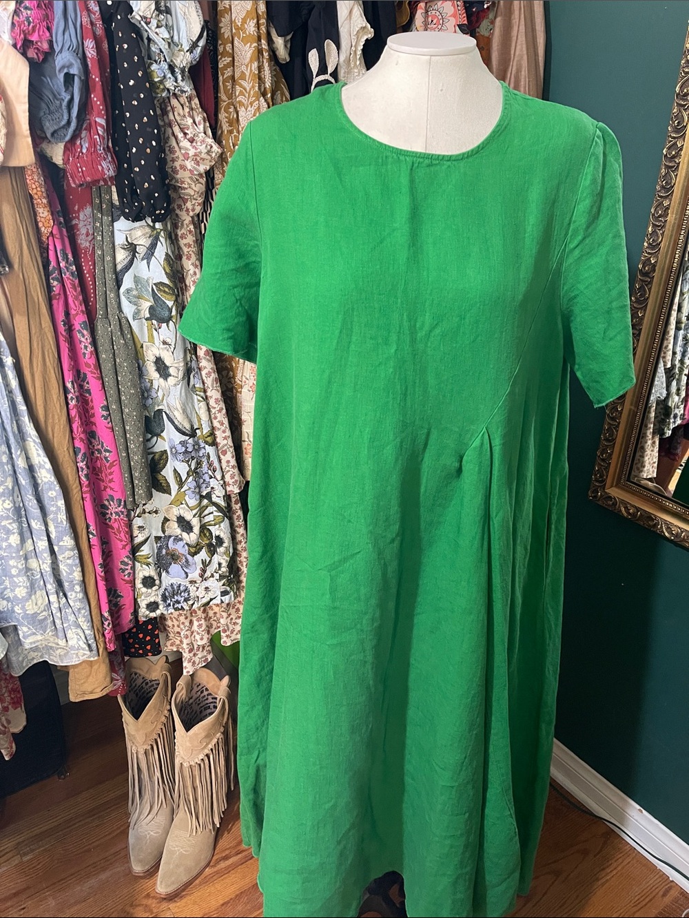 Green Short-Sleeve A-Line Women's linenDress
